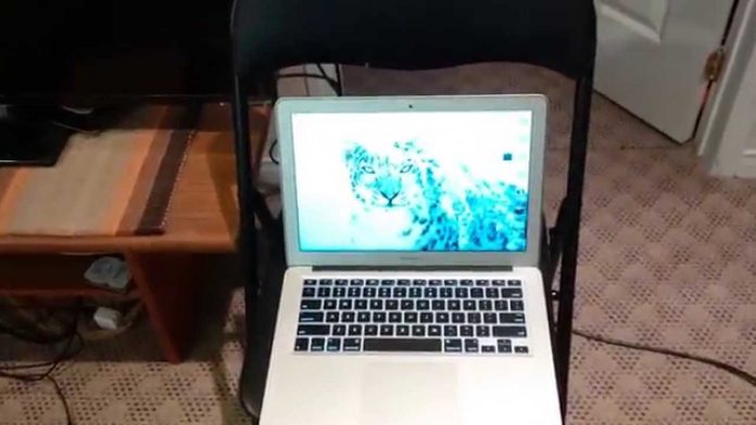 easily connect your MacBook Air to a TV
