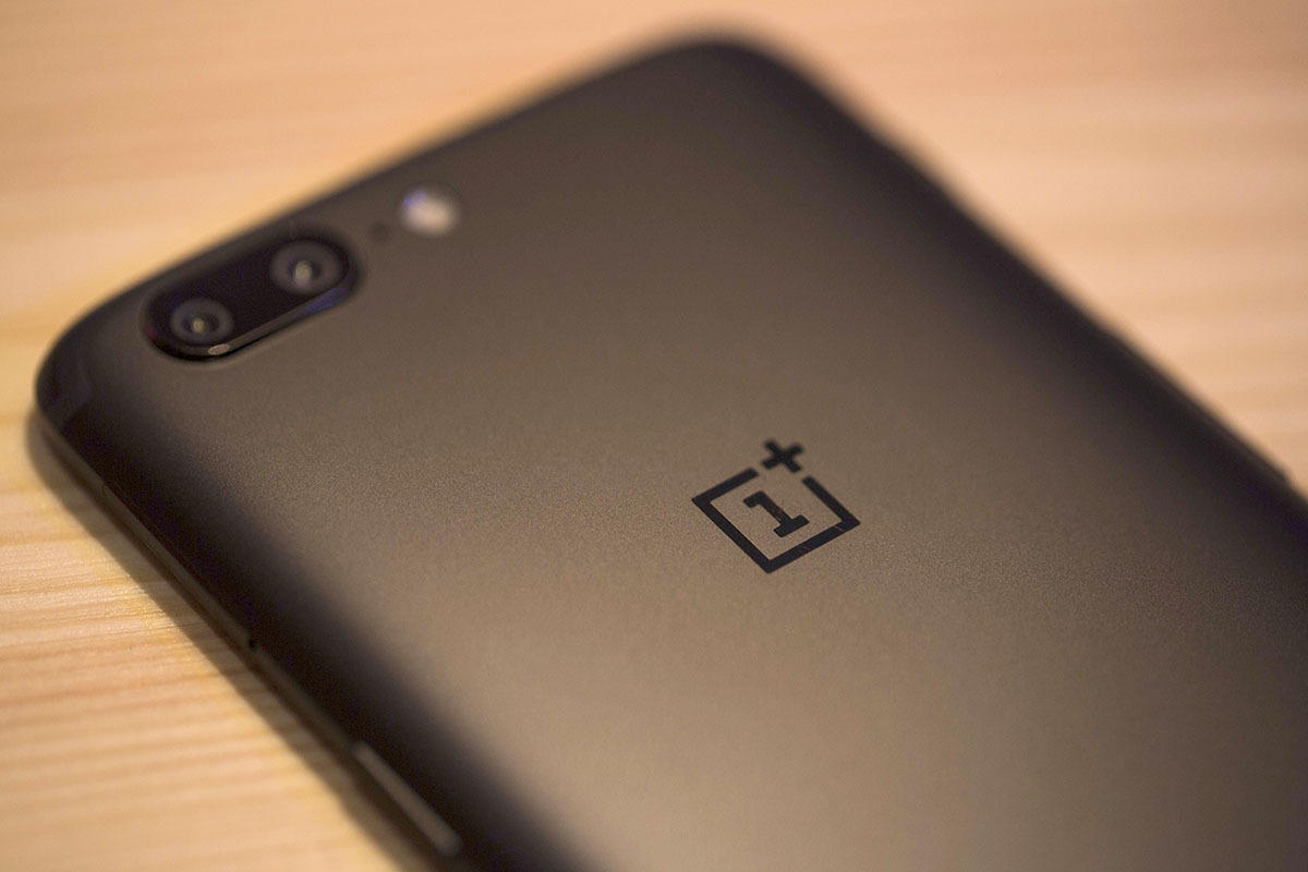 OnePlus Flagship Has 3 Cameras