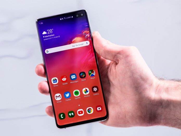 How to Delete Email Messages on Galaxy S10