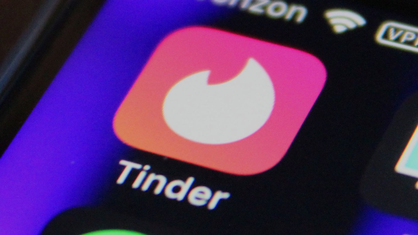 Find Someone on Tinder