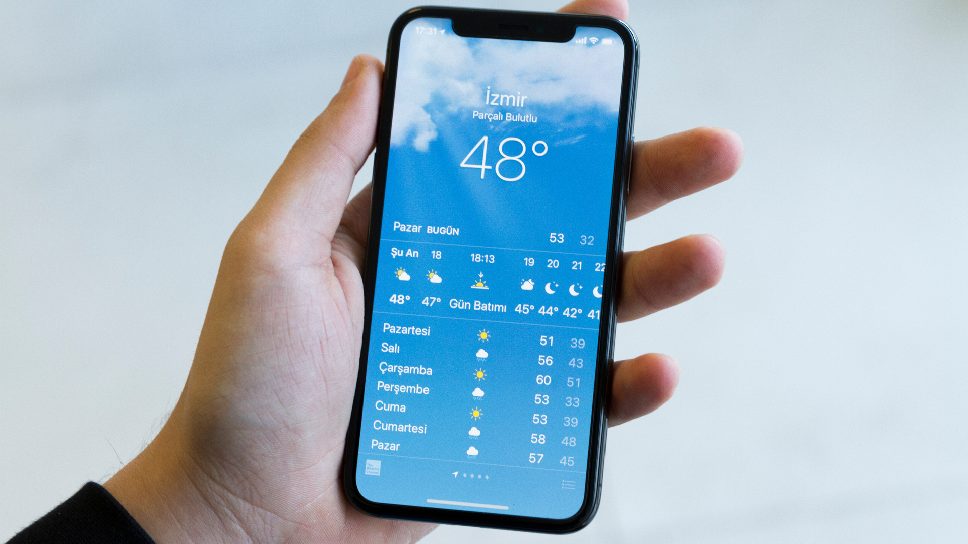 How To Enable Weather Alerts On iPhone? KrispiTech