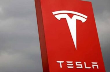 Tesla Cuts People Working on Supercharger and New Vehicles